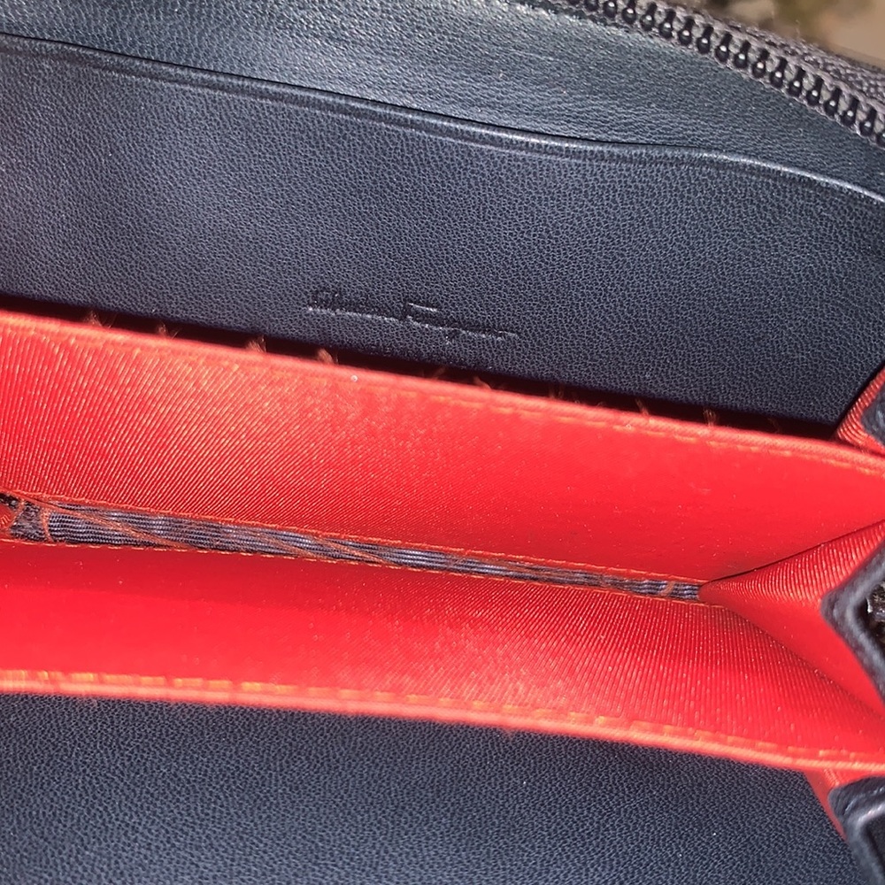 FERRAGAMO - Picture 2 of 4